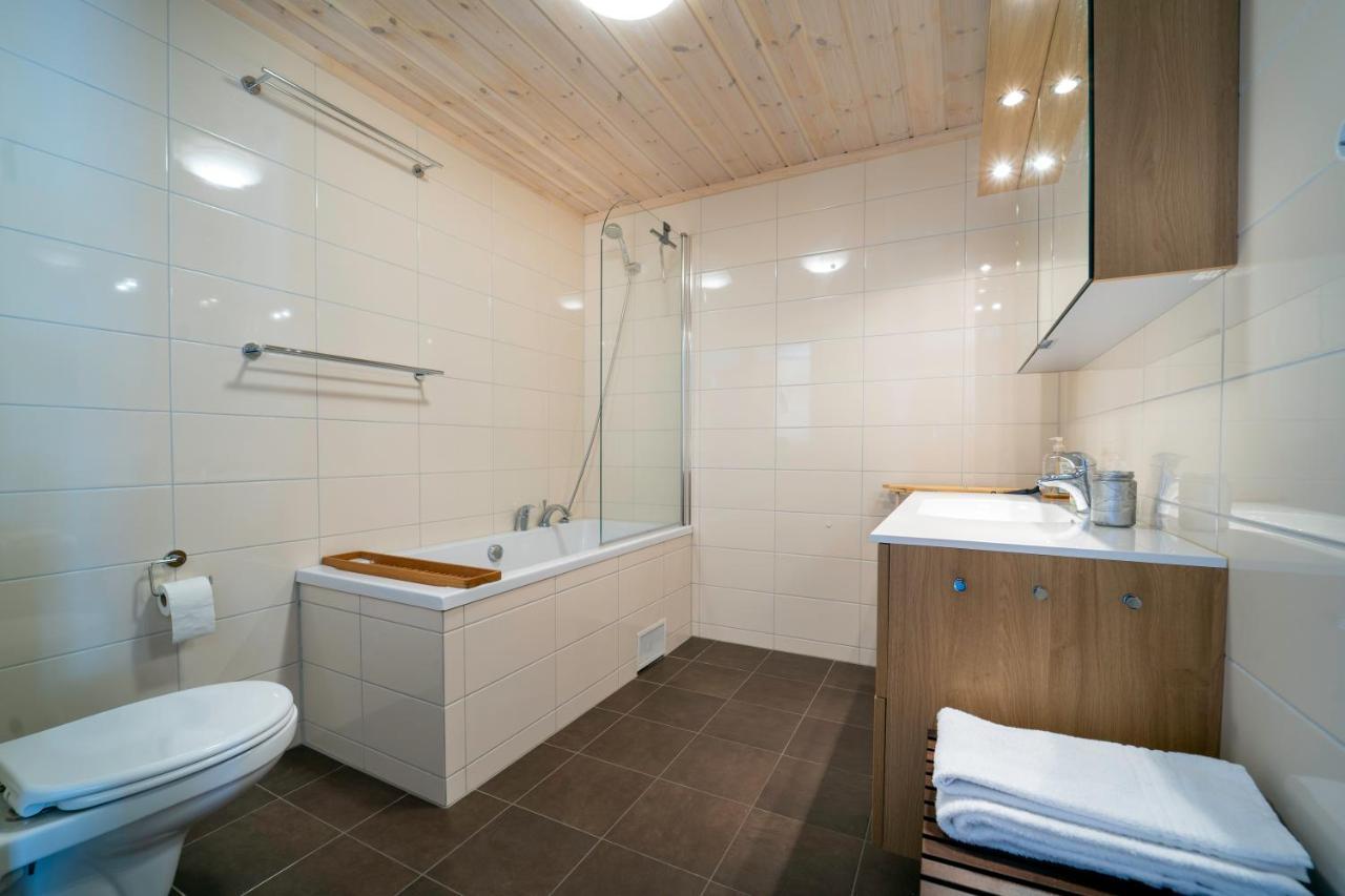 Three-Bedroom Holiday Cottage Tjorhom Exterior photo